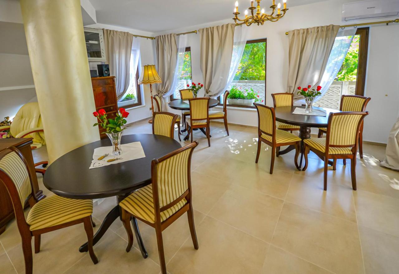 Hotel Casa Mora Deva Esterno foto